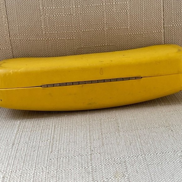 ray-ban Glasses Case Yellow Hard Case Authentic Ray-Ban - Picture 7 of 12